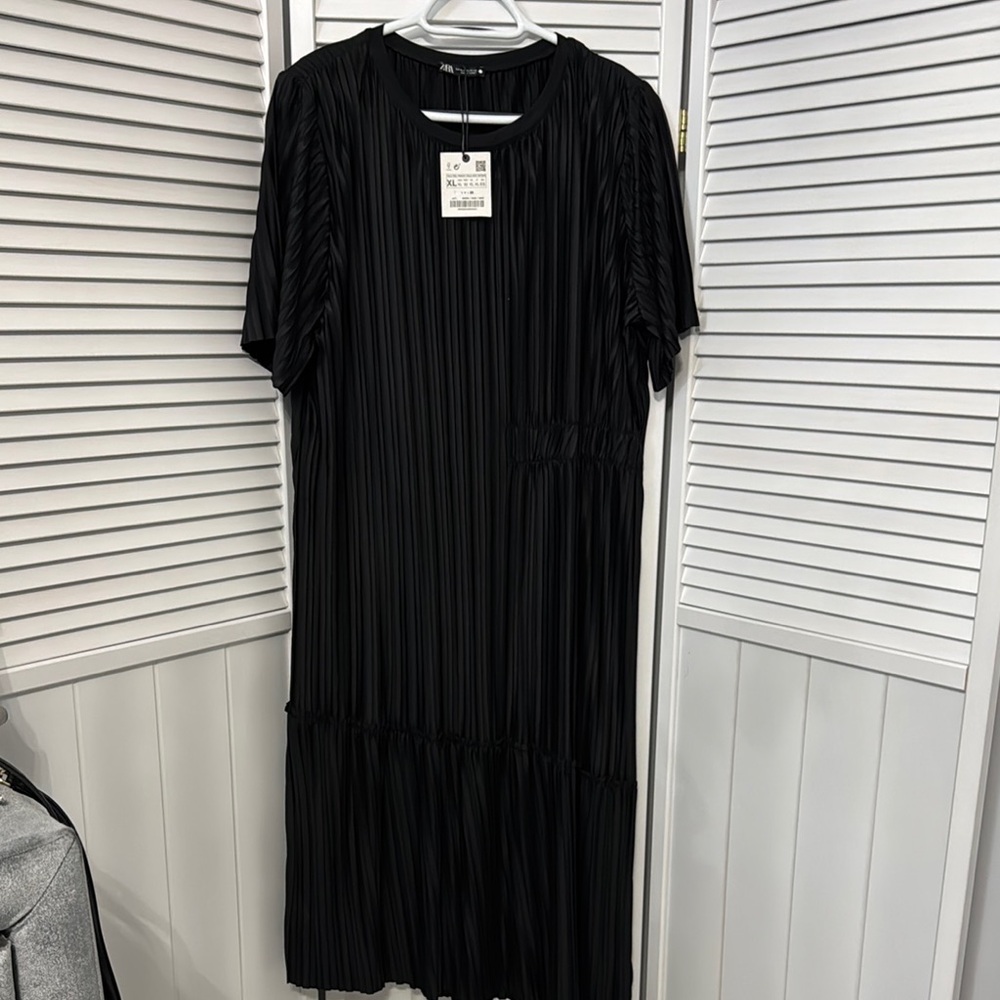 NWT Zara Black Dress